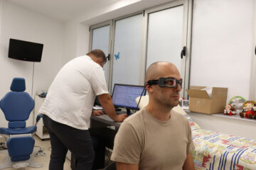 V HIT test